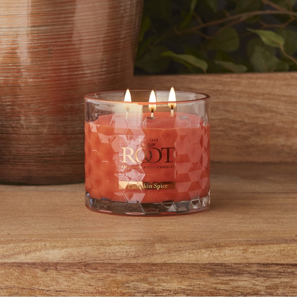 NWT ROOT CANDLES Pumpkin Spice 3 Wick Candle 12oz NWT Halloween Autumn Harvest